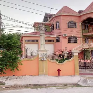 https://rush-ironshore-deluxe-villa.hotelsnegriljamaica.com